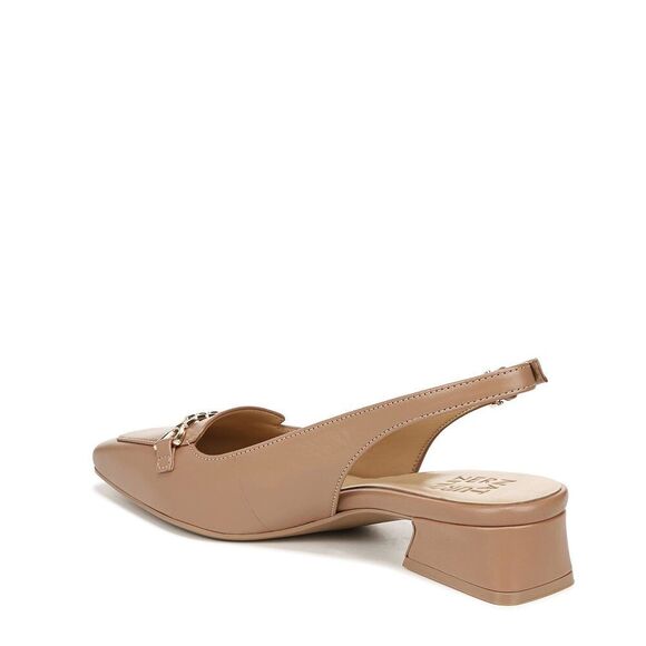 Naturalizer Women\'s Lindsey Slingback Pointed Toe Low Block Heel Flat Pump 7.5